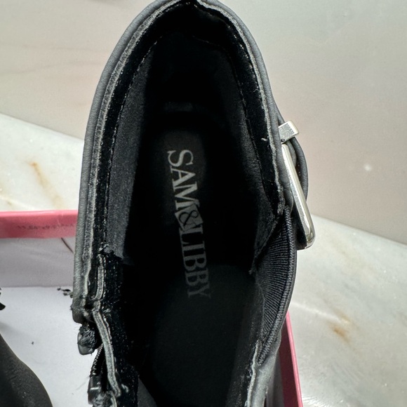 Short 3 inch heel boots - Picture 6 of 8